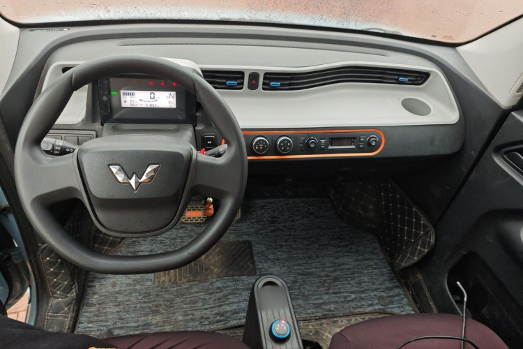 五菱汽车 宏光MINIEV 2022款 轻松款 磷酸铁锂中控内饰12