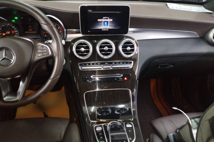 奔驰GLC 2019款 GLC 260 L 4MATIC 动感型局部细节16