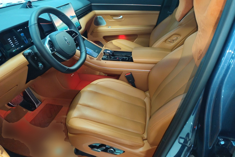 鸿蒙智行 问界M7 2024款 1.5T 智驾后驱Ultra版 5座中控内饰19