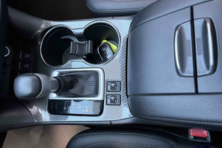 丰田 汉兰达 2018款 2.0T 四驱豪华版 7座 国VI中控内饰7013