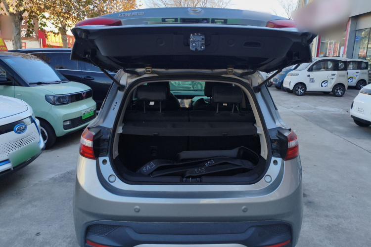 江铃集团新能源 易至EV3 2019款 酷跑版机舱底盘23