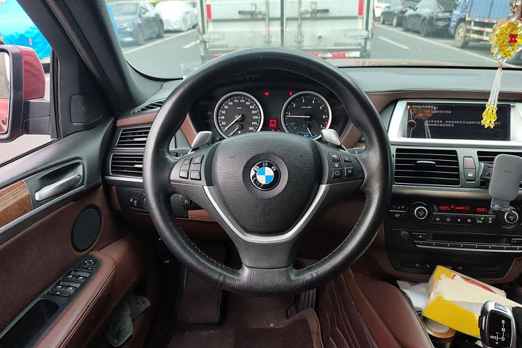 宝马X6 2010款 4.4T 混合动力版局部细节13