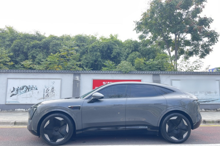 阿维塔11 2023款 长续航单电机版 5座车身外观6004