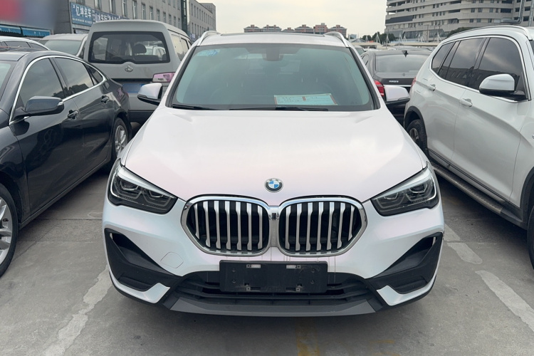 宝马X1 2020款 sDrive25Li 领先型车身外观6001