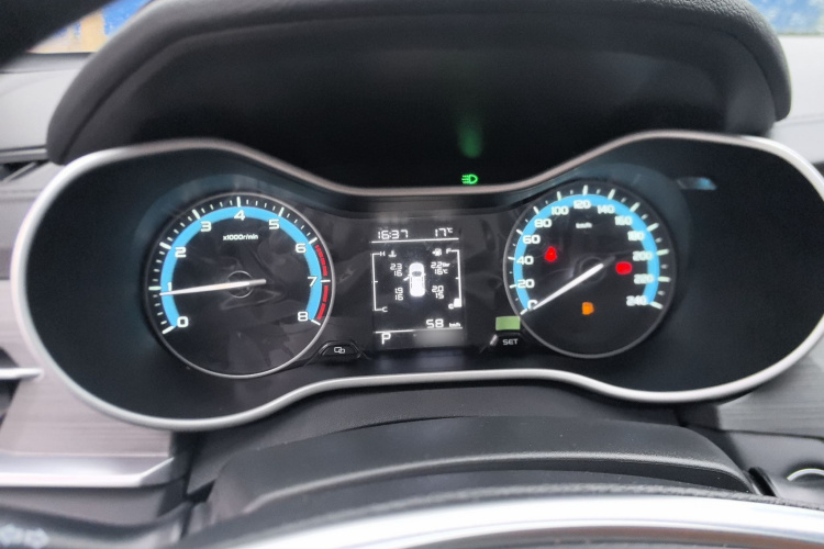 吉利汽车 帝豪 2021款 UP 1.5L CVT豪华型局部细节14