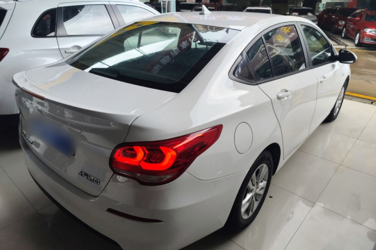 雪佛兰 科沃兹 2019款 320 自动欣悦版车身外观7