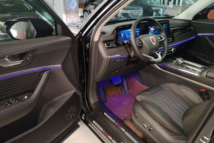 红旗HS5 2023款 2.0T 旗享Pro版中控内饰20