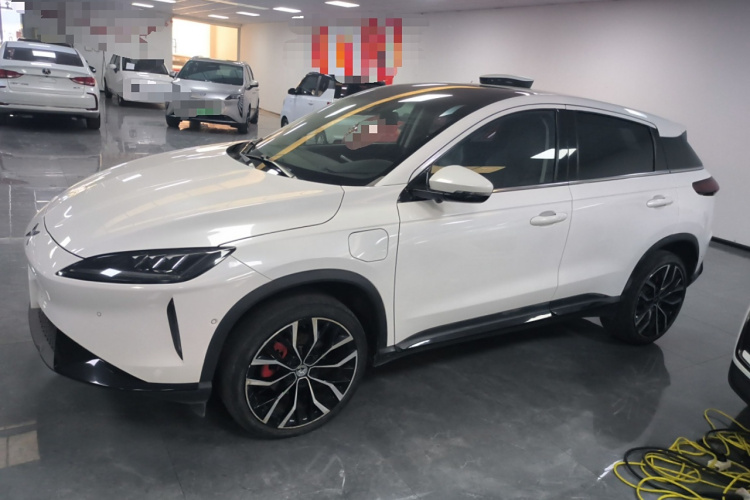 小鹏G3 2019款 尊享版车身外观4