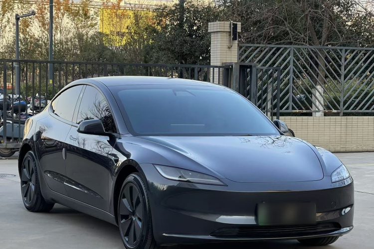特斯拉 Model 3 2023款 后轮驱动版车身外观6002