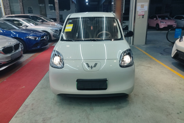 五菱汽车 宏光MINIEV 2025款 四门版 进阶款车身外观2