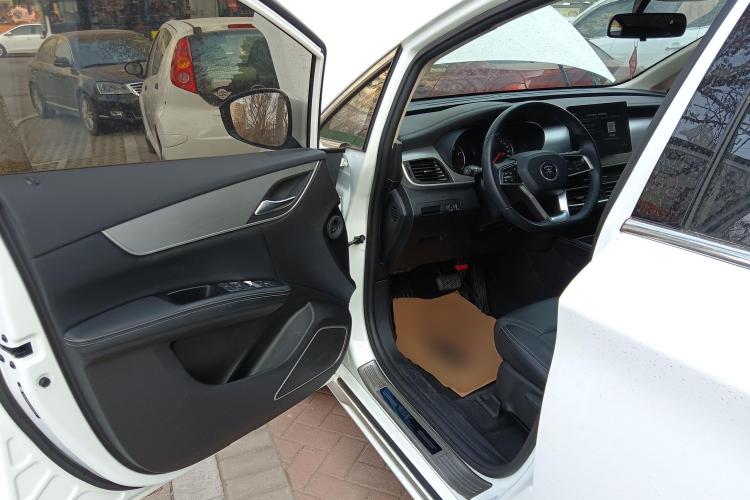 比亚迪 宋MAX 2021款 升级版 1.5T 自动豪华型 7座中控内饰7003