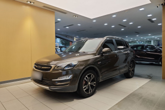 众泰 大迈X5 2017款 升级版 1.5T 手动豪华7座型