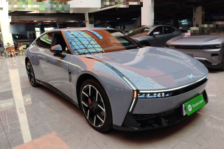 小鹏P7 2025款 702 长续航 Ultra车身外观3