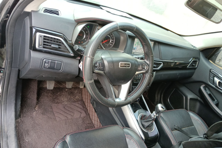 众泰 大迈X5 2015款 1.5T 手动尊贵型 国V中控内饰12