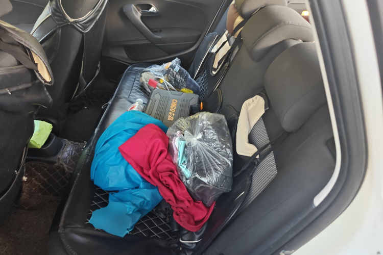 大众 Polo 2014款 1.4L 手动风尚版中控内饰21