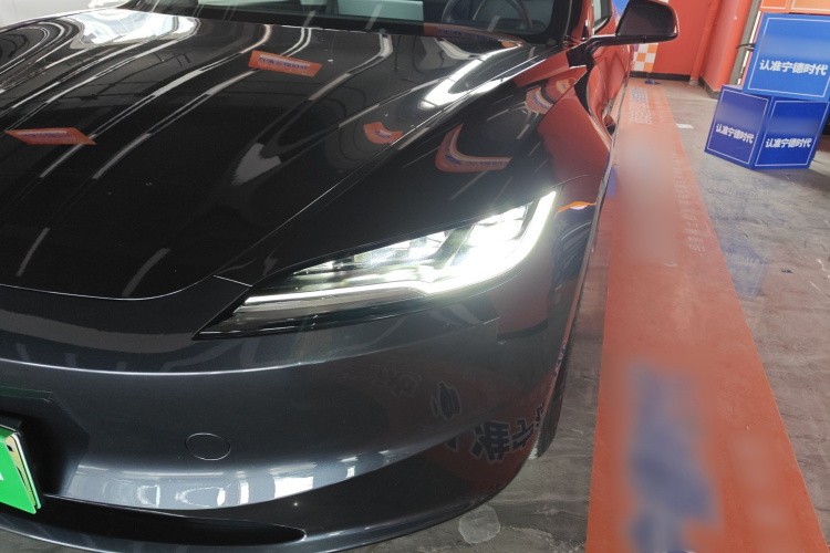 特斯拉 Model 3 2023款 后轮驱动版局部细节36