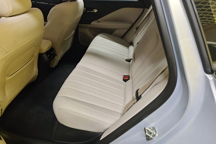 埃安 AION RT 2025款 650激光雷达版中控内饰21