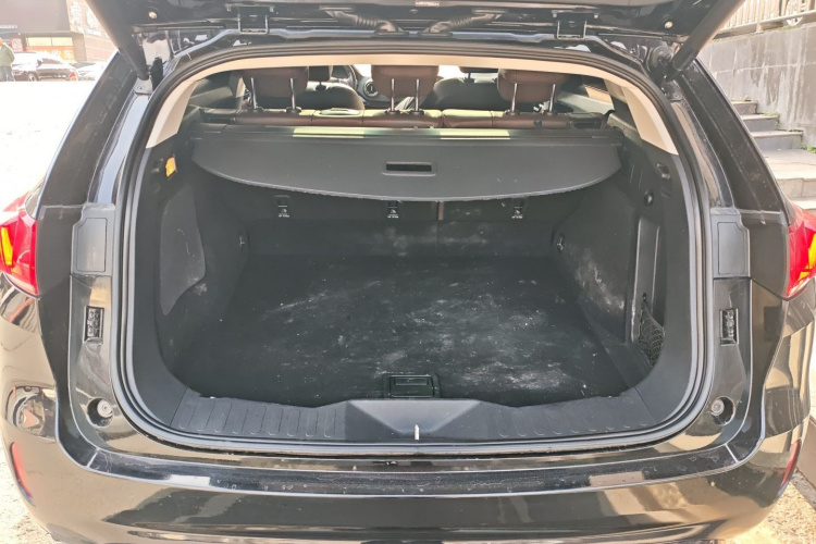 魏牌 VV7 2017款 2.0T 旗舰型机舱底盘23