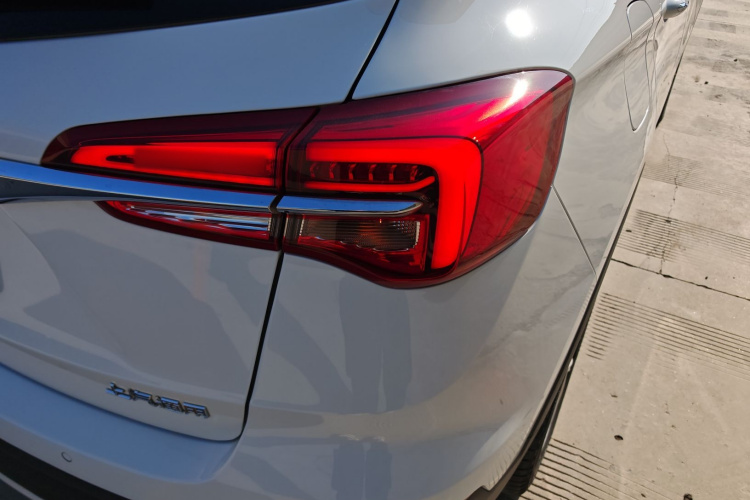 别克 昂科威 2020款 28T 四驱精英型车身外观9