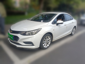 雪佛兰 科鲁兹 2018款 320 自动先锋天窗版