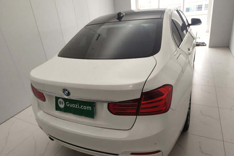 宝马3系 2015款 320Li 超悦版时尚型车身外观6