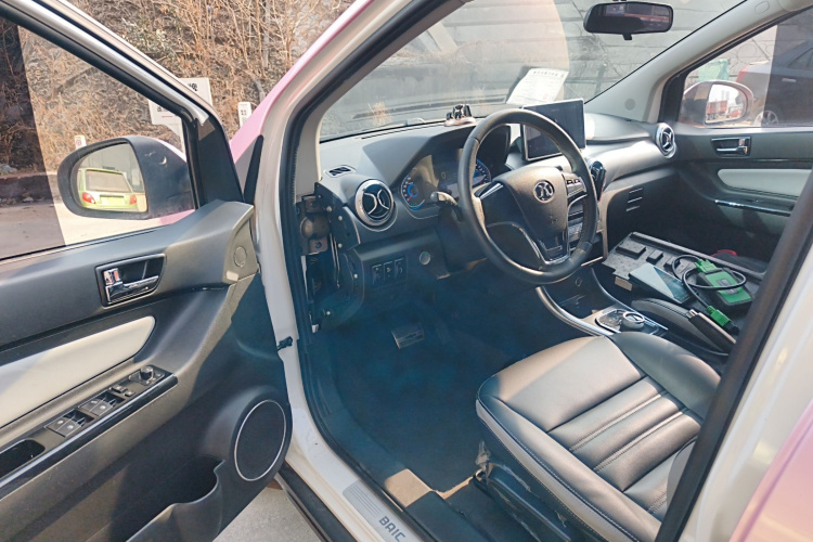 北汽新能源EC5 2019款 新尚版中控内饰7003