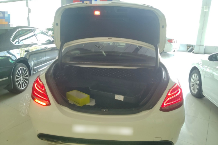 奔驰C级 2018款 C 180 L 时尚型运动版机舱底盘23