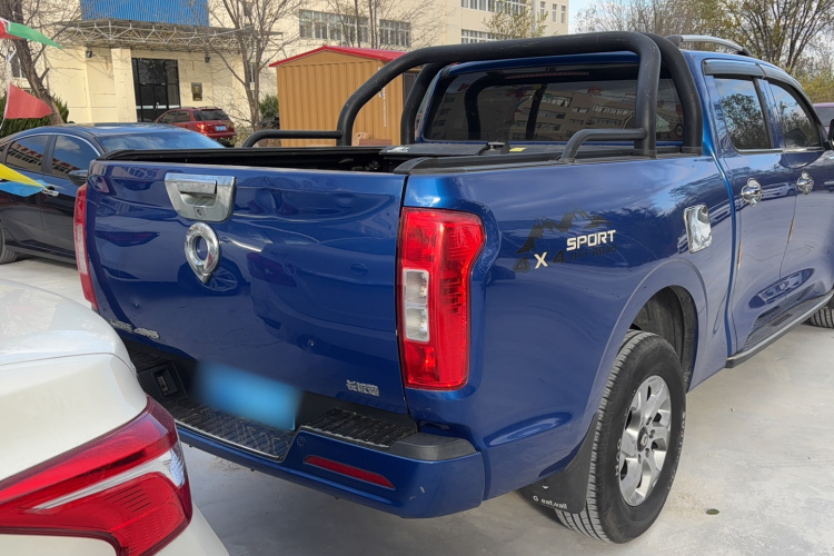 长城 炮 2021款 2.0T商用版自动柴油四驱精英型长箱GW4D20M车身外观6004