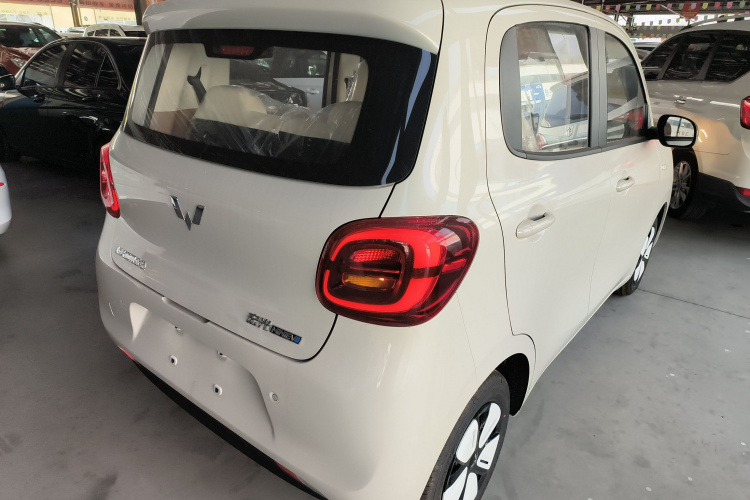 五菱汽车 宏光MINIEV 2025款 四门版 进阶款车身外观7