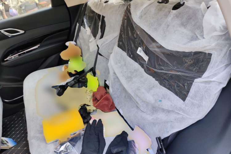 红旗HS3 PHEV 2025款 117km 劲为版中控内饰21