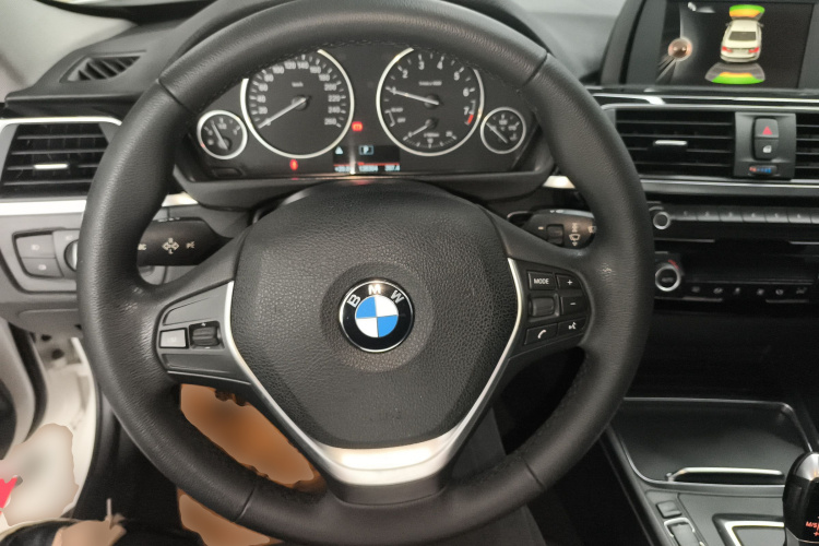 宝马3系 2017款 320Li 时尚型中控内饰13