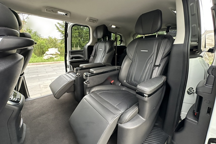 上汽大通MAXUS 大通G20 2021款 PLUS 2.0T 汽油自动尊享版中控内饰7002