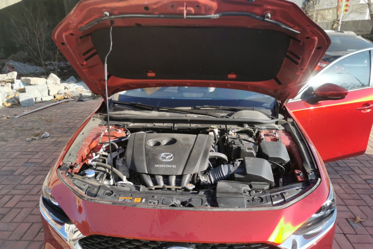 马自达3 昂克赛拉 2020款 2.0L 自动质雅版机舱底盘24