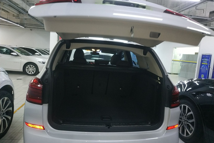 宝马X3 2021款 改款 xDrive28i M运动套装机舱底盘23
