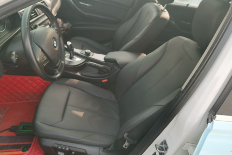 宝马3系 2015款 320Li 超悦版时尚型中控内饰19