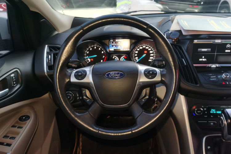 福特 翼虎 2013款 1.6L GTDi 四驱精英型中控内饰13