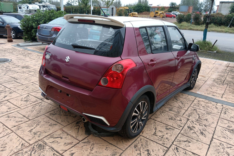 铃木 雨燕 2013款 1.5L 自动20周年限量版车身外观7