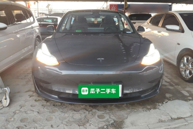 特斯拉 Model 3 2019款 标准续航后驱升级版车身外观6001