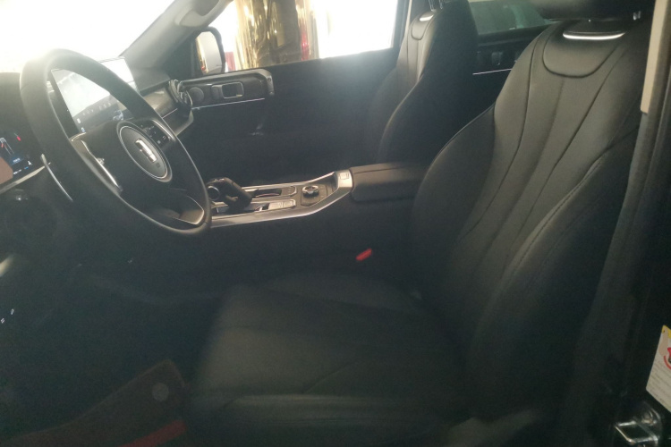 坦克400 2025款 2.0T 汽油版中控内饰19