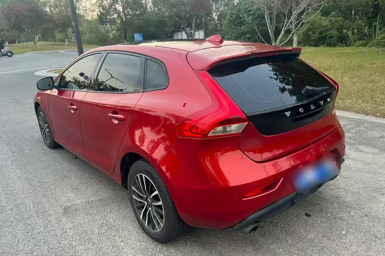 沃尔沃V40 2018款 T3 智逸版车身外观6004