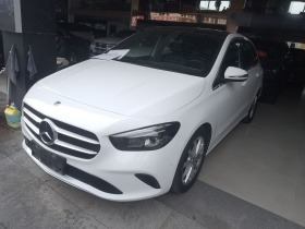 奔驰B级 2021款 B 200 时尚型