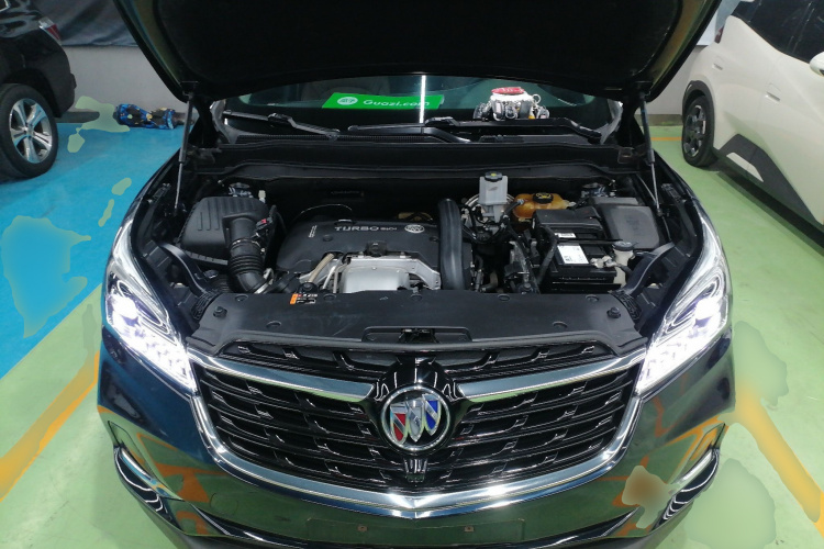 别克 昂科威 2020款 28T 四驱精英型机舱底盘24