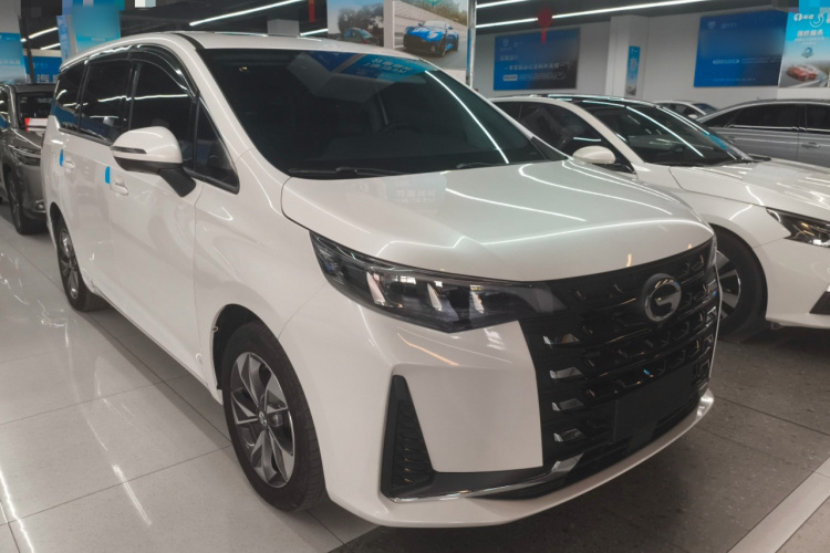 广汽传祺 传祺M6 2021款 PRO 270T DCT尊享版车身外观3