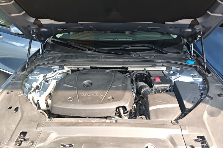 沃尔沃S90 2020款 T5 智逸豪华版机舱底盘24