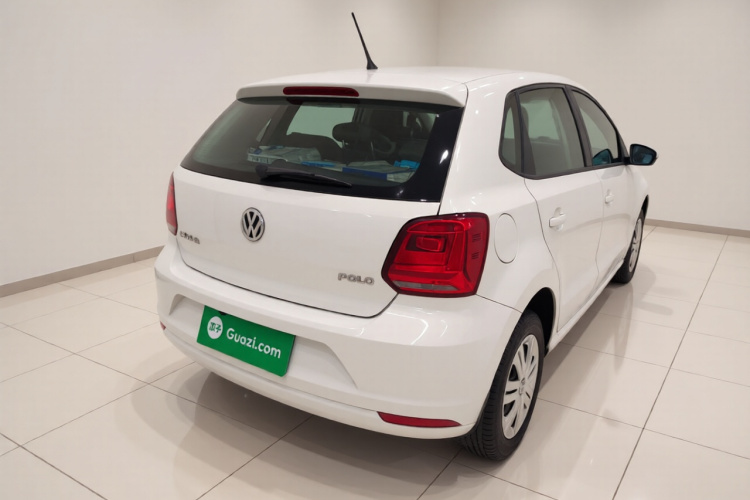 大众 Polo 2016款 1.4L 手动风尚型车身外观7