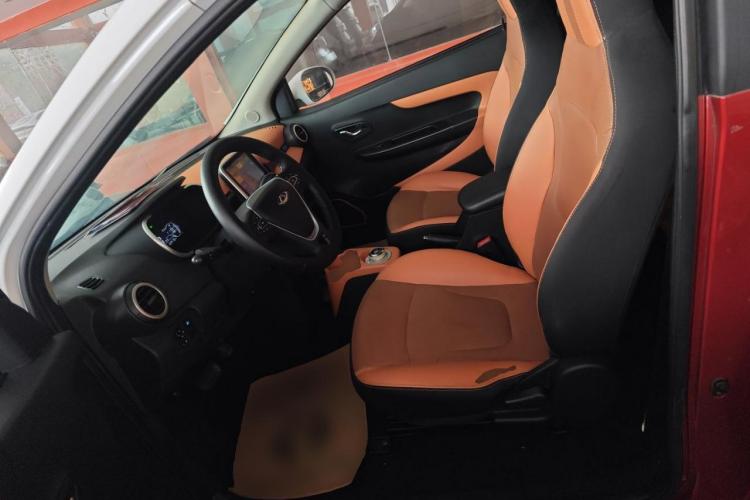 奇瑞新能源 小蚂蚁 2018款 400 4座智享版局部细节19