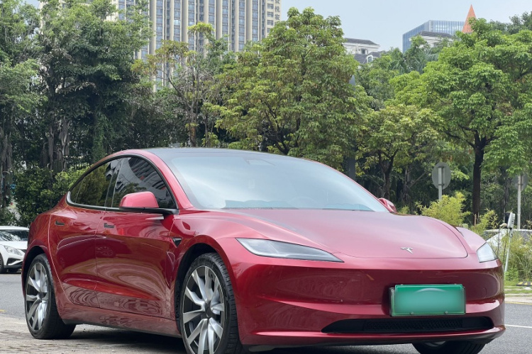 特斯拉 Model 3 2023款 长续航全轮驱动版车身外观6002