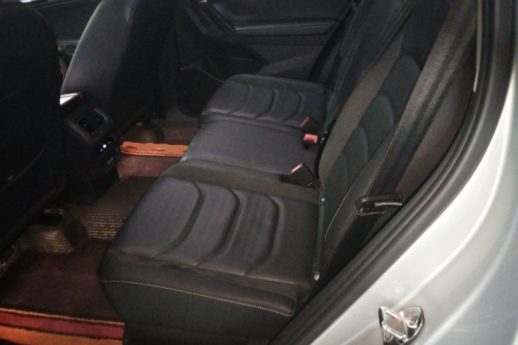 大众 途观L 2018款 380TSI 自动四驱豪华版中控内饰21