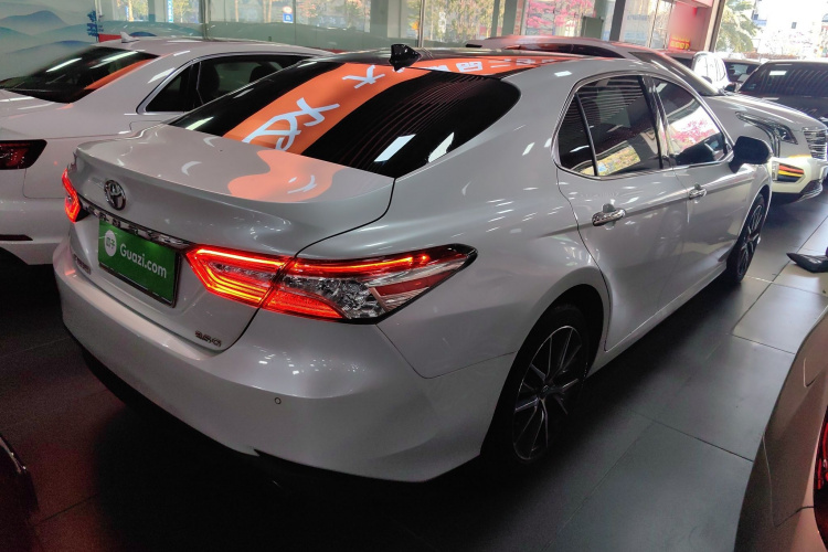 丰田 凯美瑞 2021款 2.5G 豪华版车身外观7