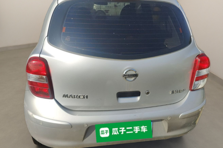 日产 玛驰 2015款 1.2L 手动易享版车身外观6